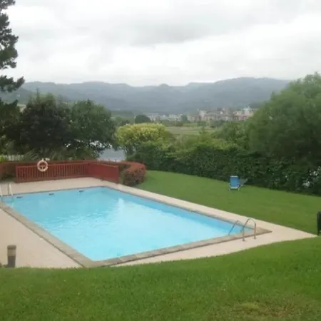 Meublé De Tourisme 3 étoiles Avec Piscine, Terrasse, Vue Sur Les Montagnes * Hendaye