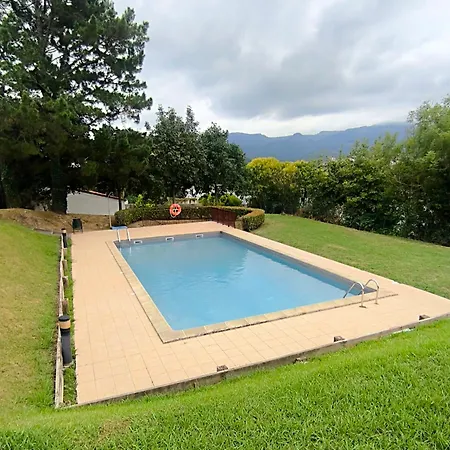 Meublé De Tourisme 3 étoiles Avec Piscine, Terrasse, Vue Sur Les Montagnes